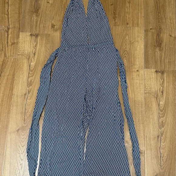 Faithfull the Brand Lola Blue Print Jumpsuit - Picture 5 of 8